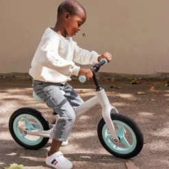 Bicicleta de equilibrio con manillar y asiento regulables – Roady Learner Mint