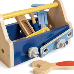 Caja de herramientas de madera con accesorios