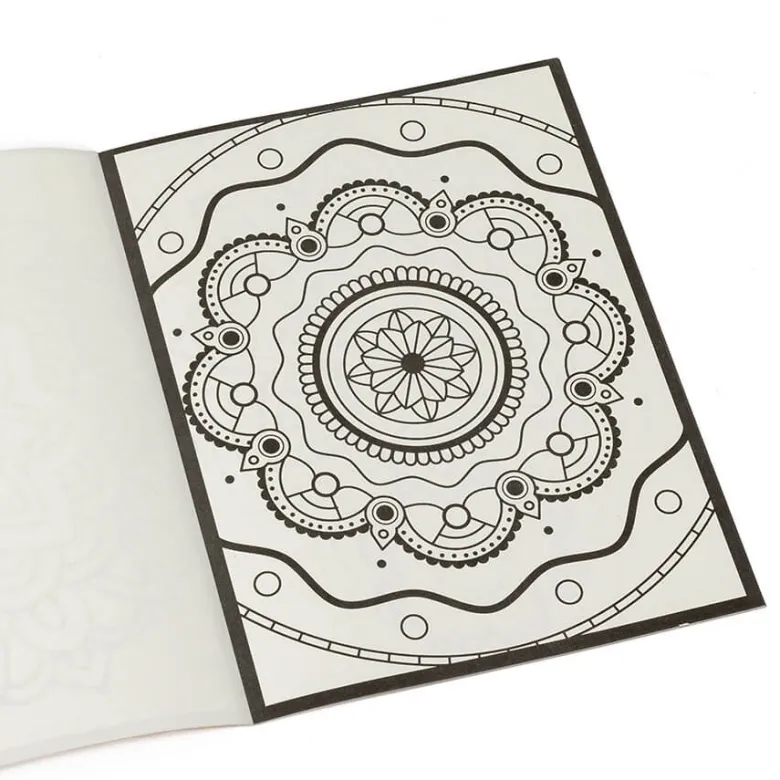 Cuaderno para colorear mandalas clásicos