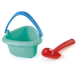 Cubo y pala de playa