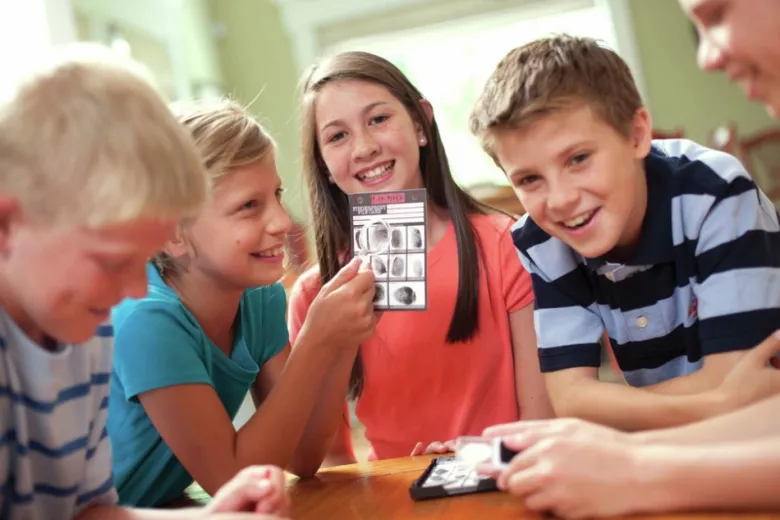 KidzLabs Kit de herramientas forenses para detectives