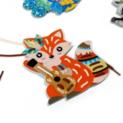 Láminas para trazar con hilos de colores – Lacing Animals