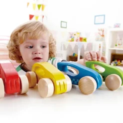 Mini coche de madera