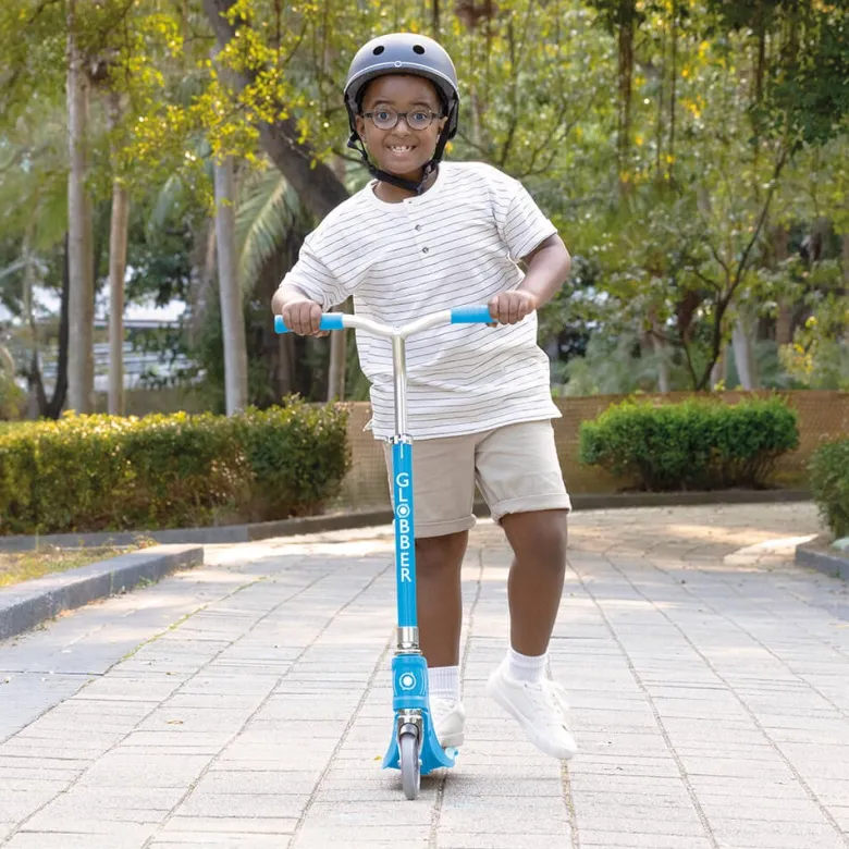 Patinete ajustable y plegable de 2 ruedas - Flow Foldable 125 Sky Blue
