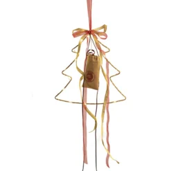 Pequeño árbol de navidad con luces